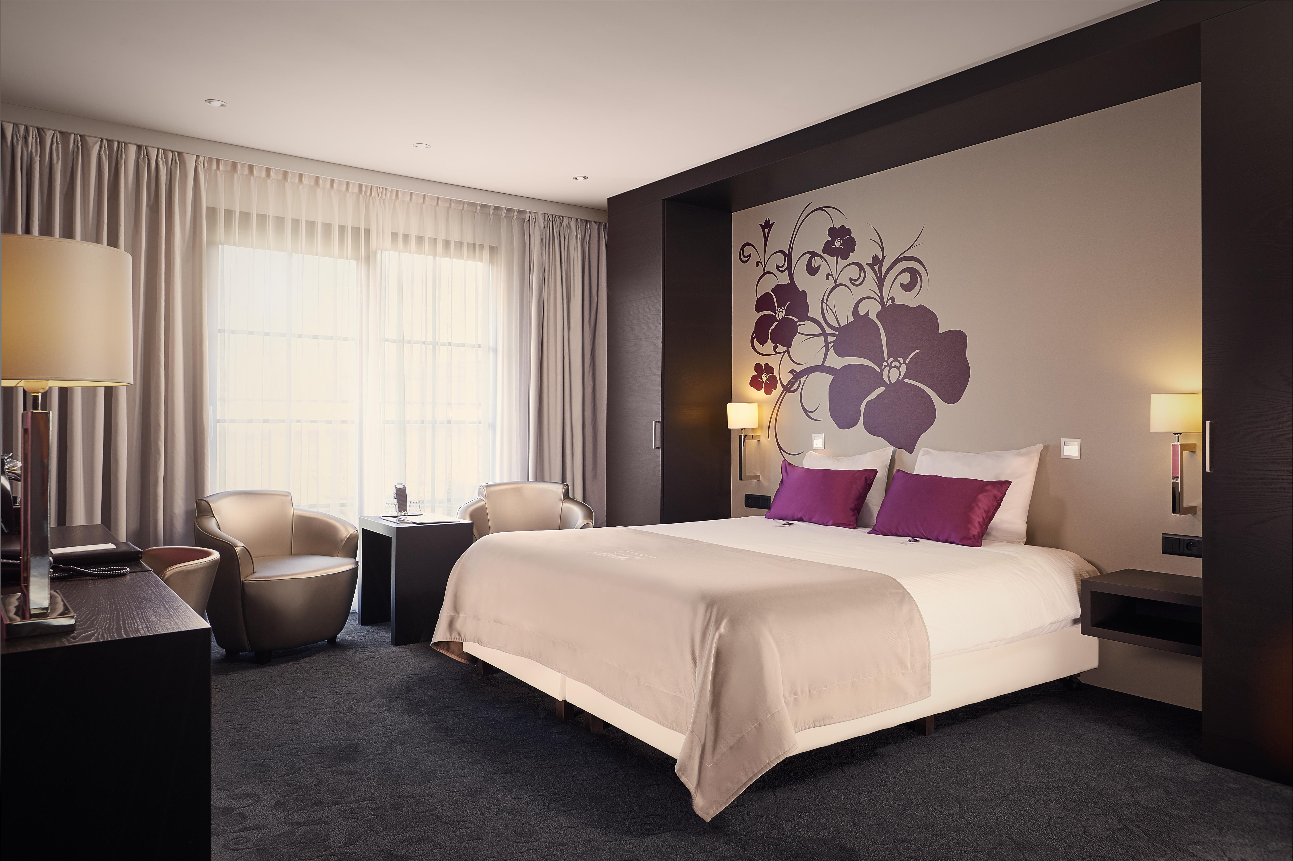 Van Der Valk Hotel Brugge Оосткамп Екстериор снимка