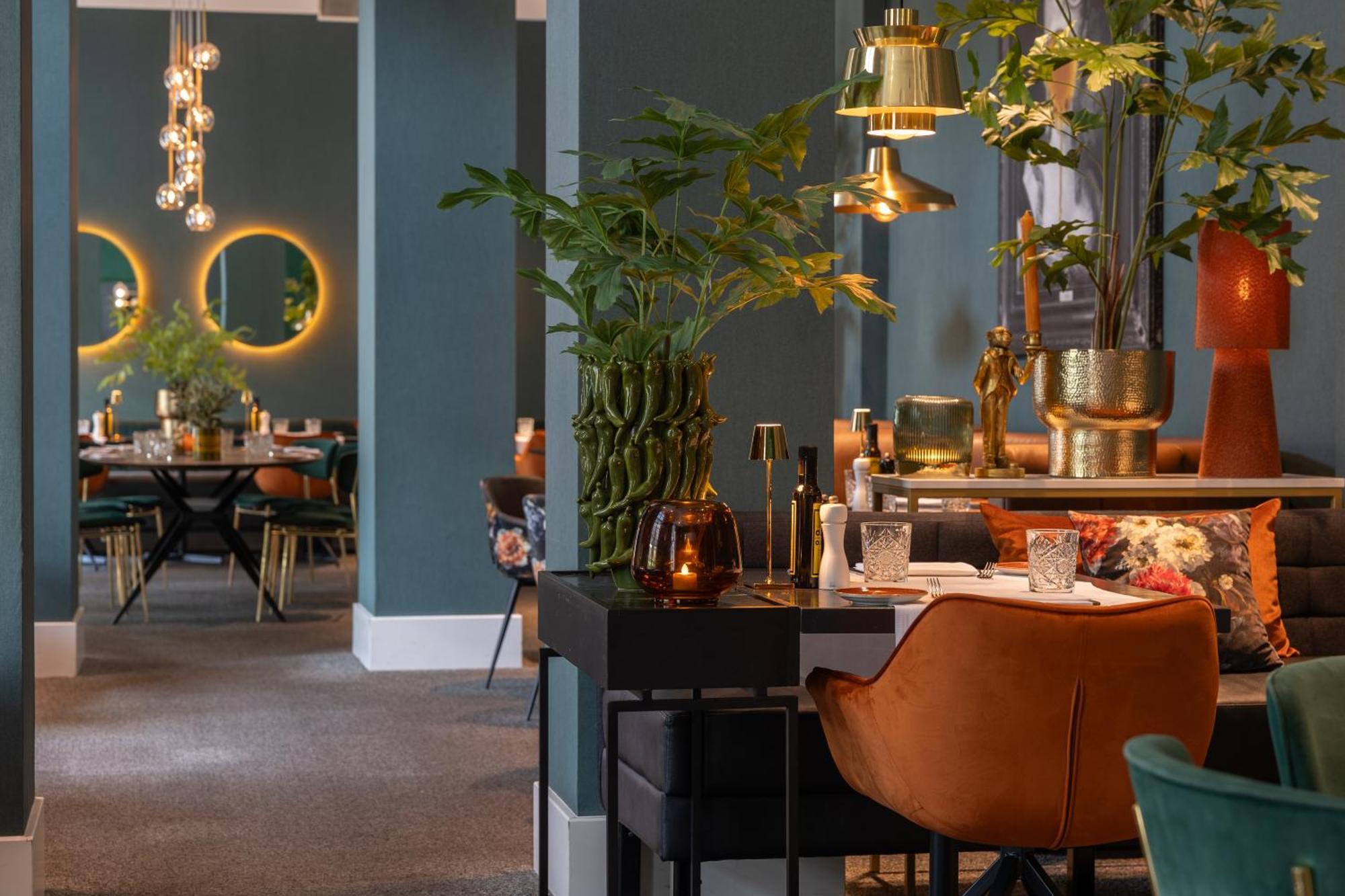 Van Der Valk Hotel Brugge Оосткамп Екстериор снимка