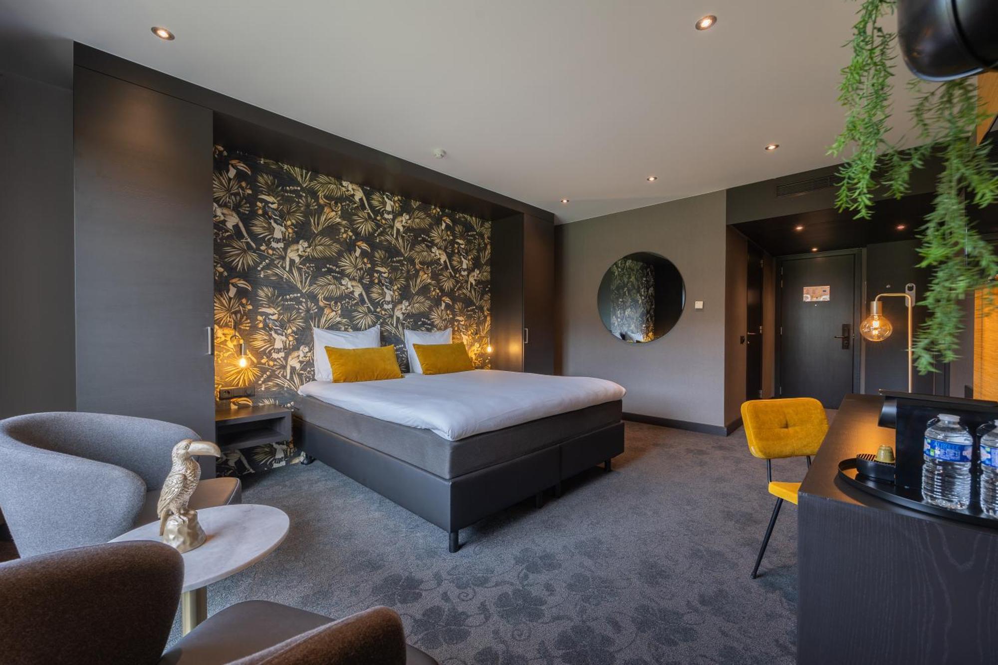 Van Der Valk Hotel Brugge Оосткамп Екстериор снимка