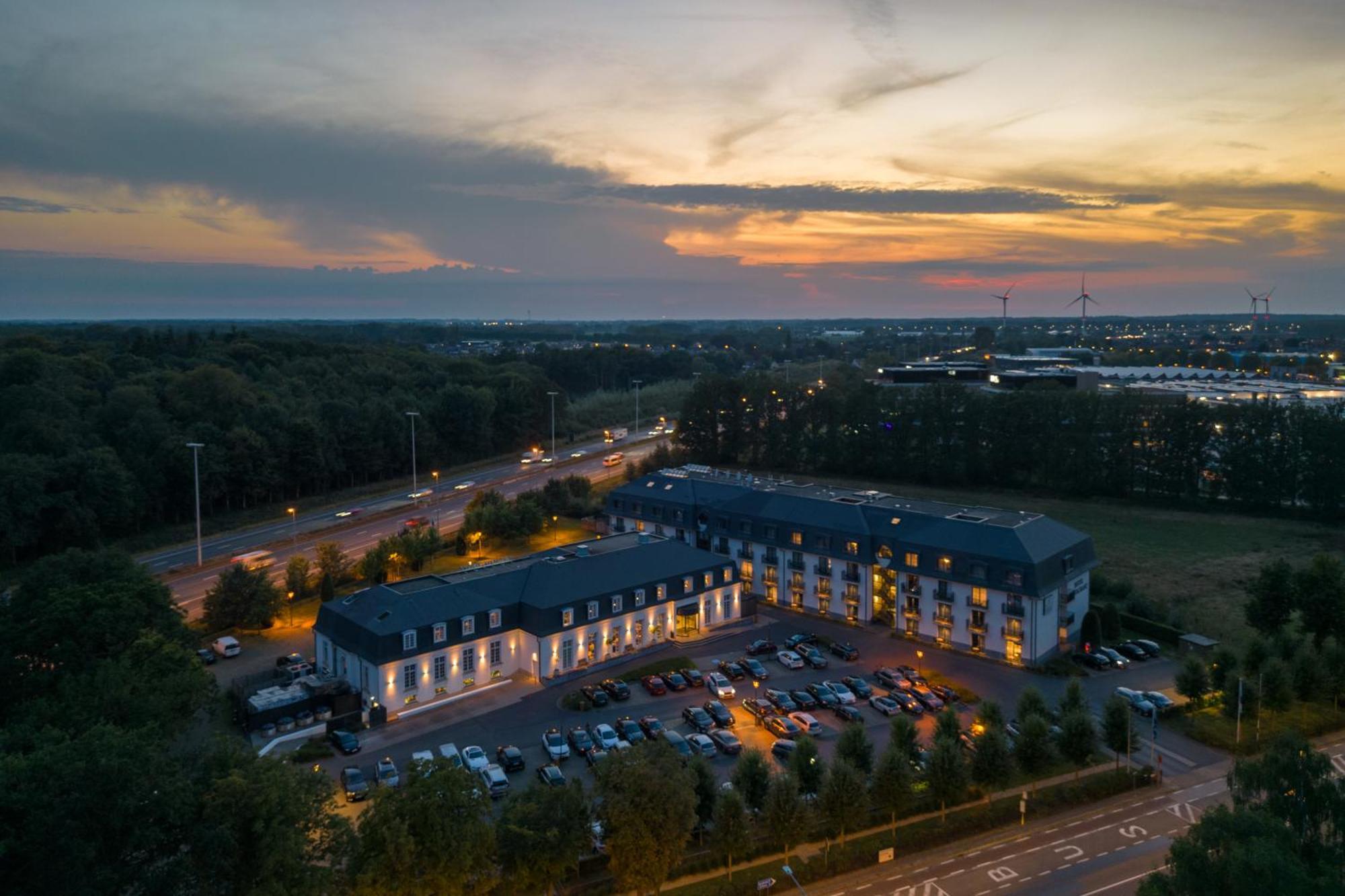 Van Der Valk Hotel Brugge Оосткамп Екстериор снимка